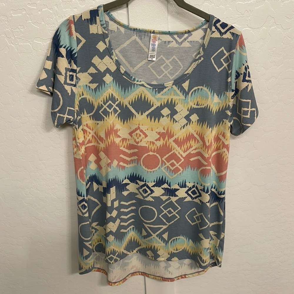 Lularoe Classic T